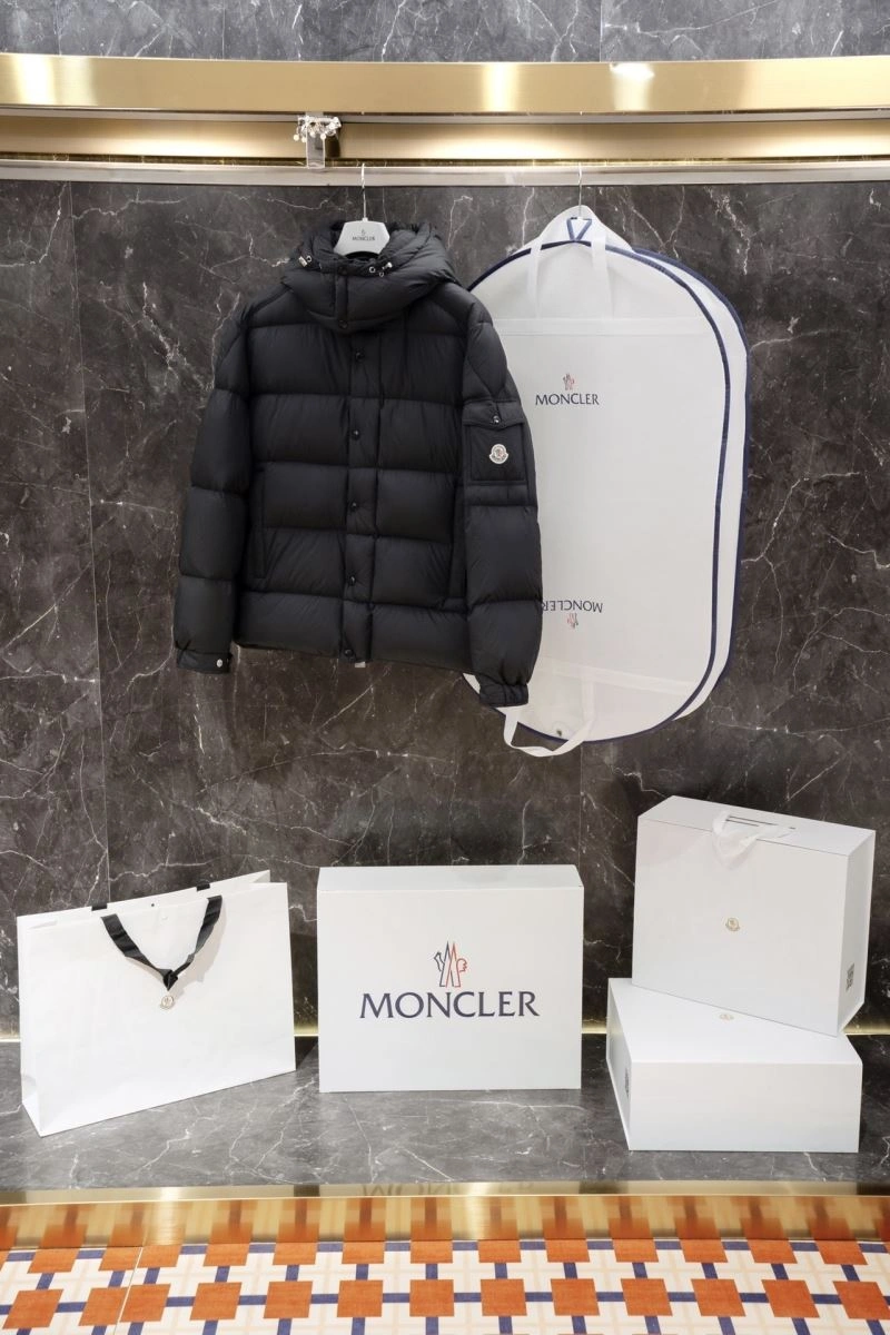 Moncler Down Jackets WrinkleFree 144113