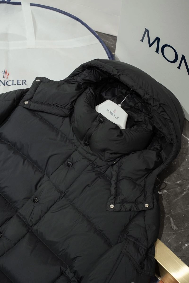 Moncler Down Jackets WrinkleFree 144113