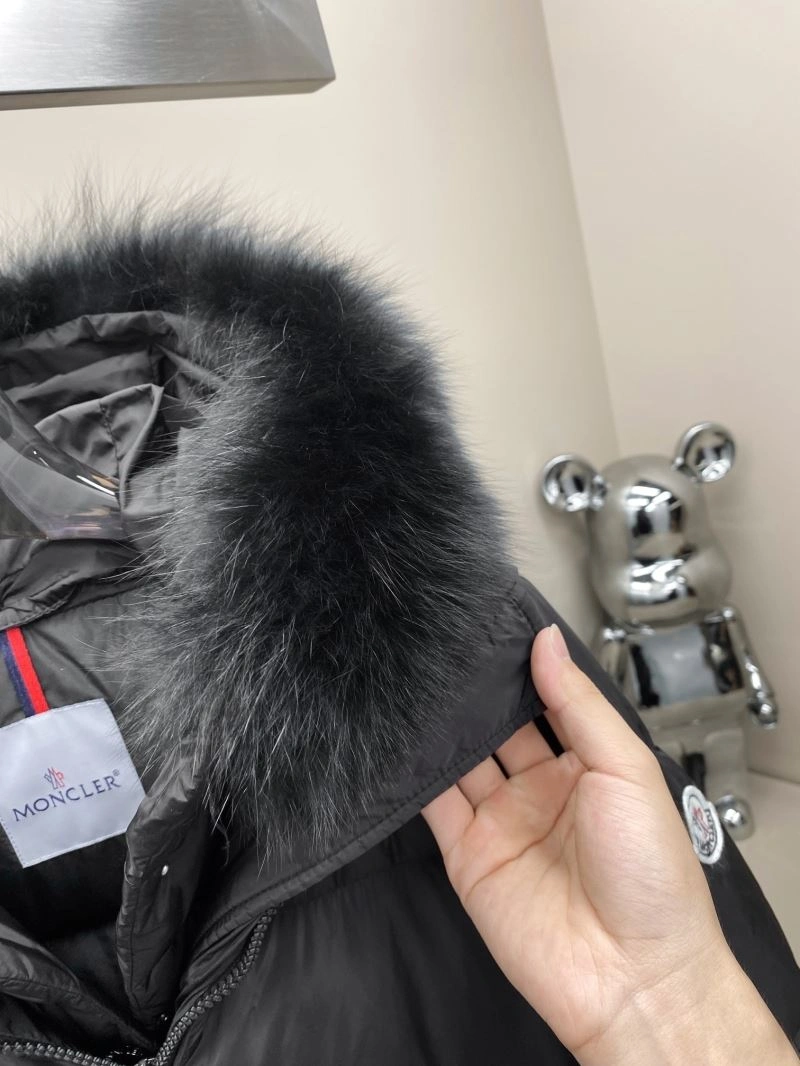 Moncler Down Jackets Comfortable 144100