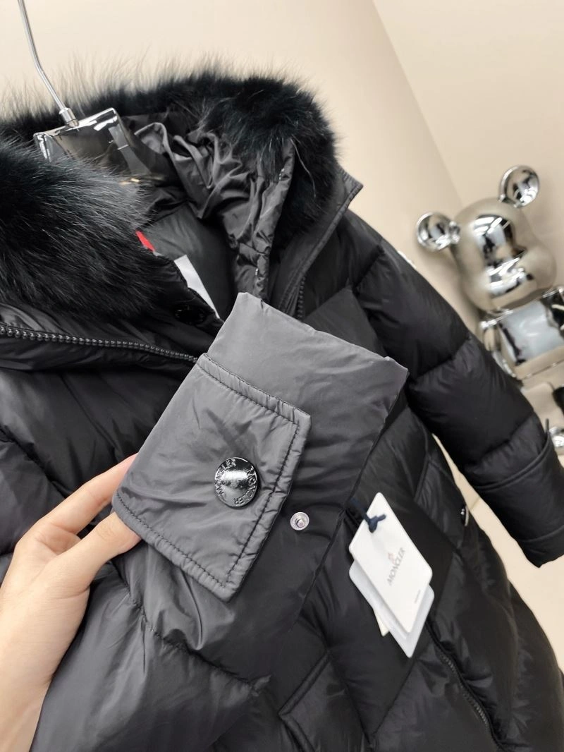 Moncler Down Jackets Comfortable 144100