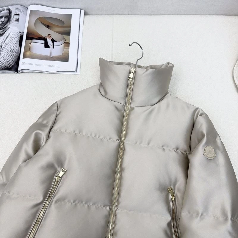 Affordable Moncler Down Jackets 144102