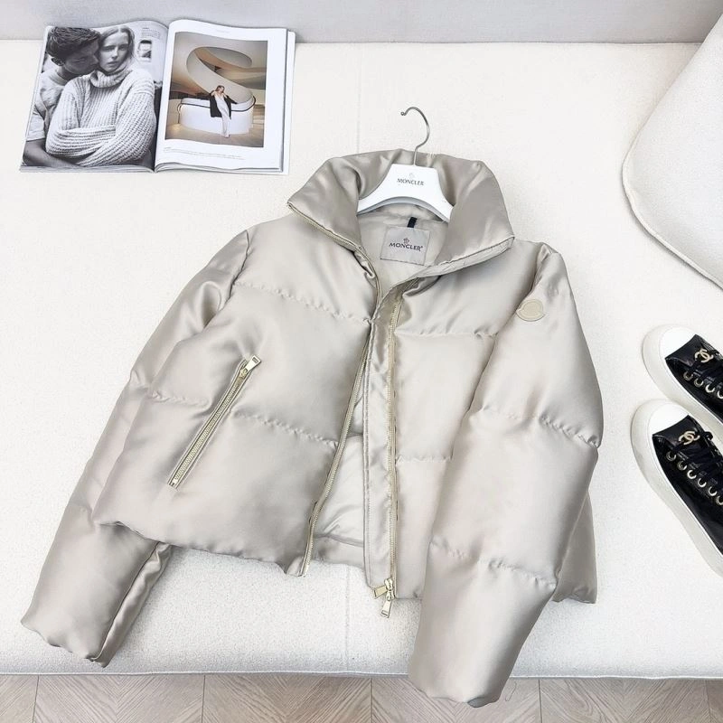 Affordable Moncler Down Jackets 144102