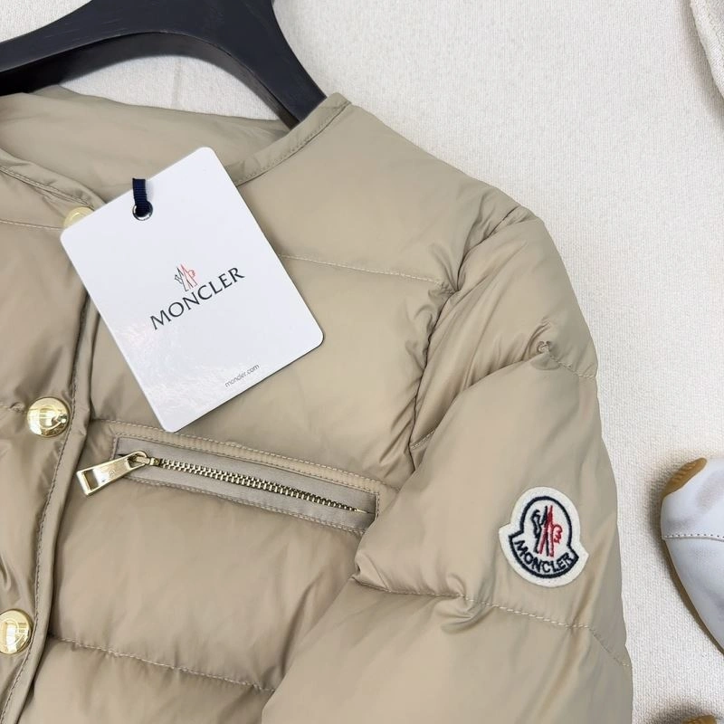 Sleek Moncler Down Jackets 144097