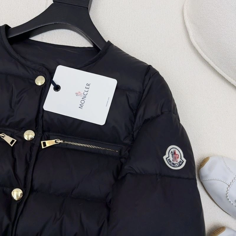 Moncler Down Jackets Soft 144099