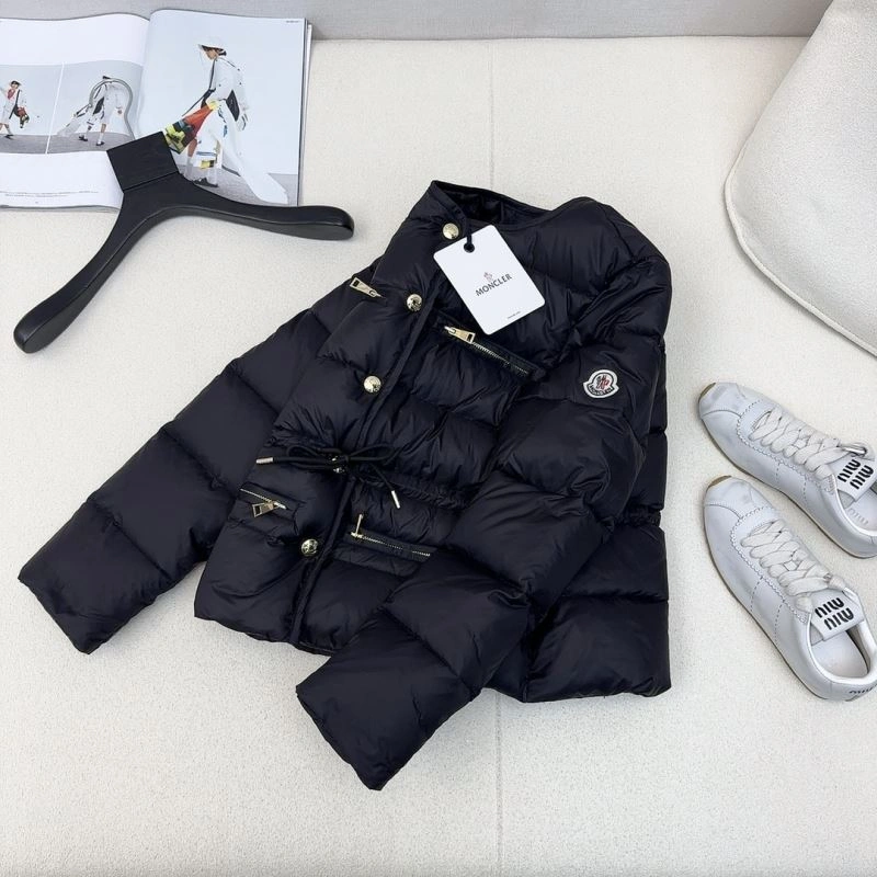 Moncler Down Jackets Soft 144099