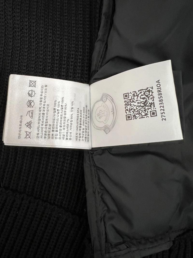 TravelReady Moncler Down Jackets 144114