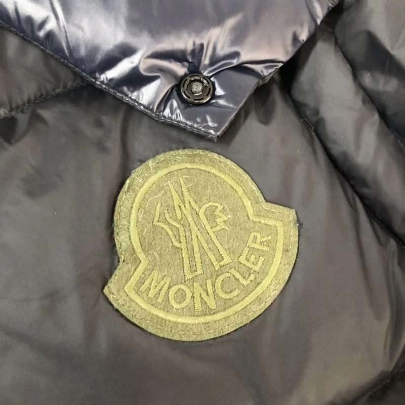 Moncler Down Jackets Upgraded 144093