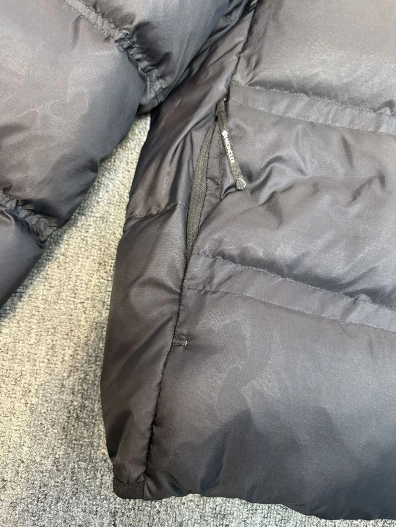 Fashionable Moncler Down Jackets 144088