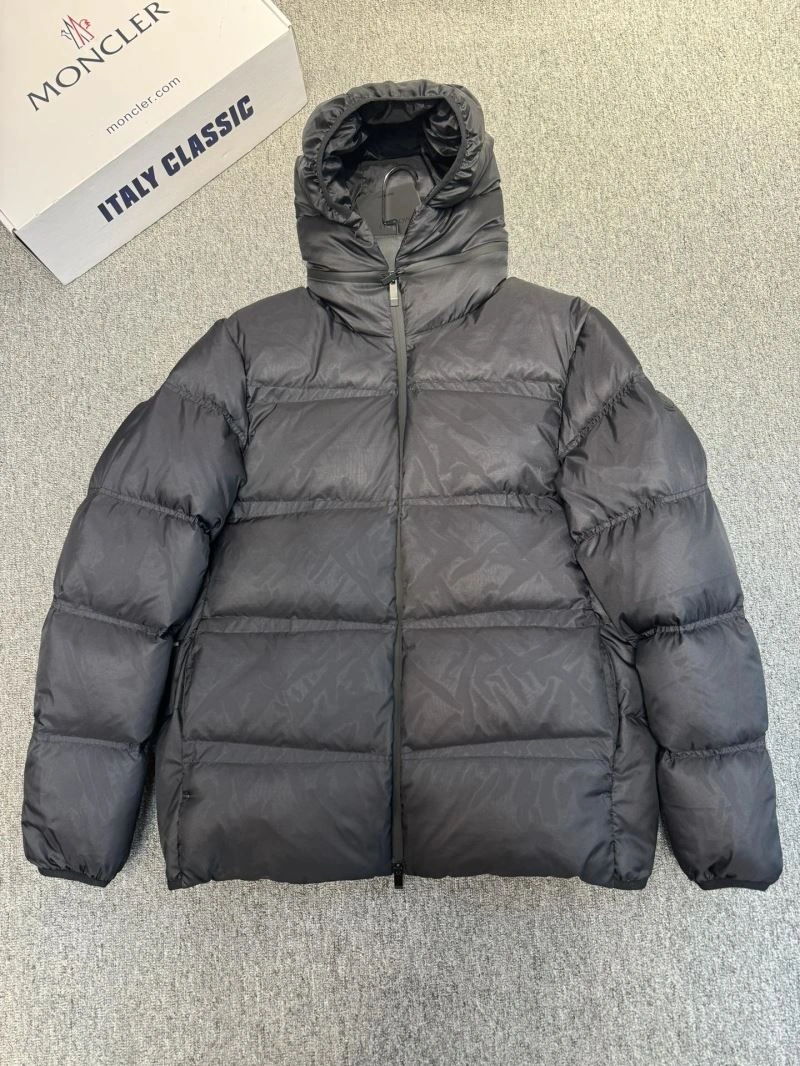 Fashionable Moncler Down Jackets 144088