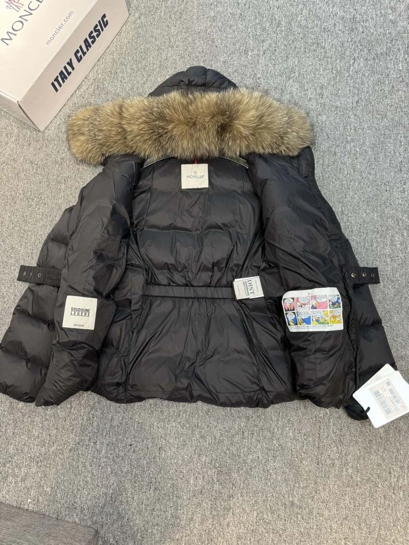 Moncler Down Jackets Unique 144086