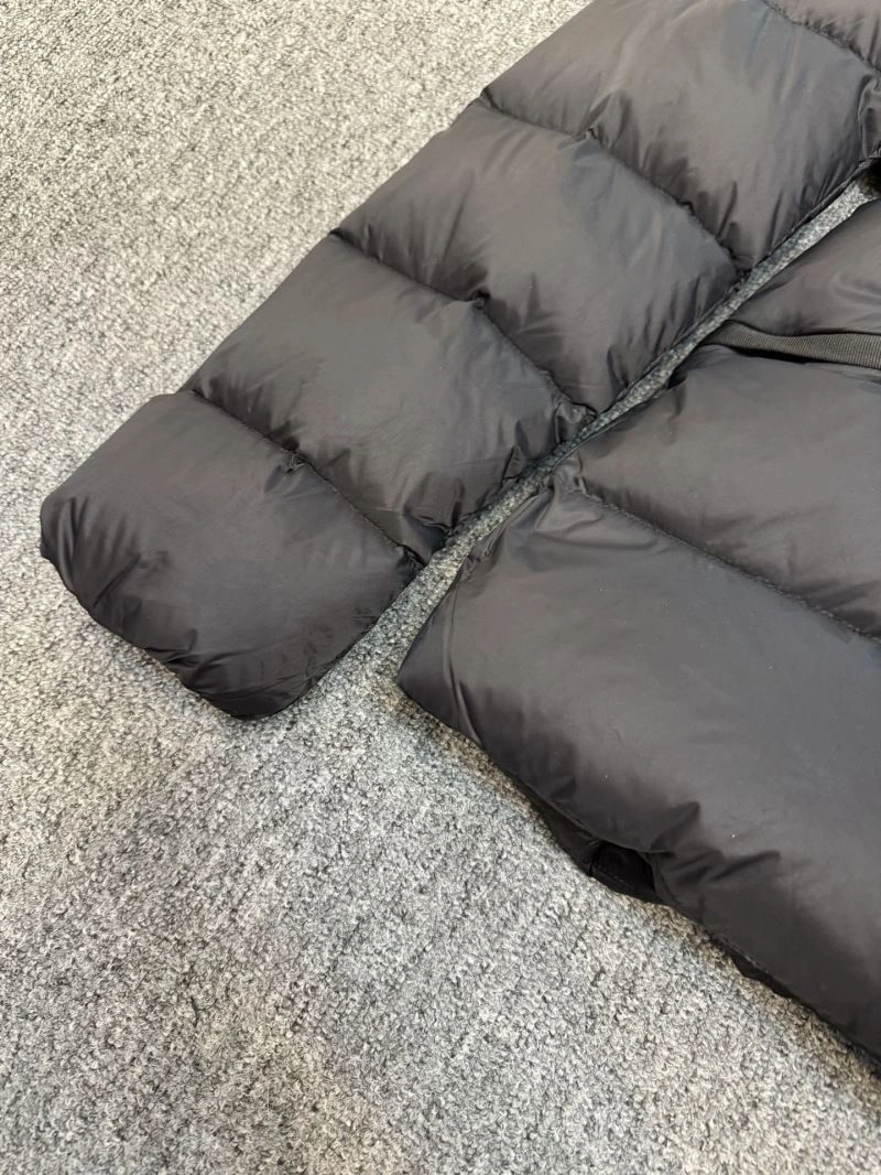 GoAnywhere Moncler Down Jackets 144090