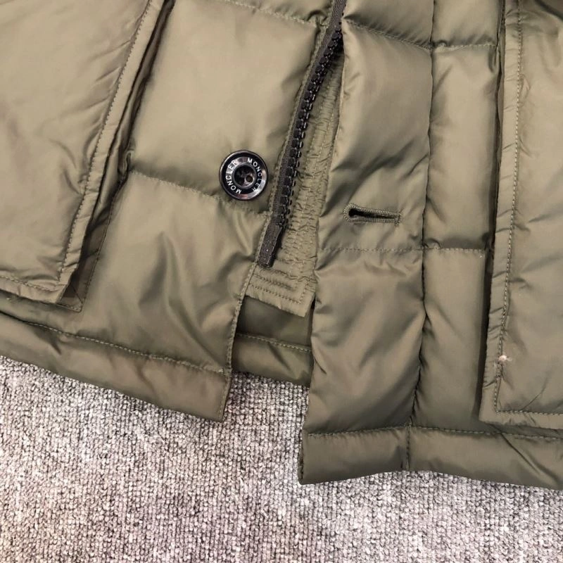 Breathable Moncler Down Jackets 144079