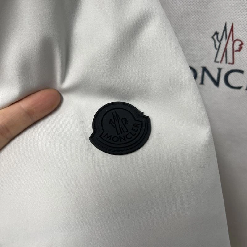Moncler Down Jackets HighPerformance 144067