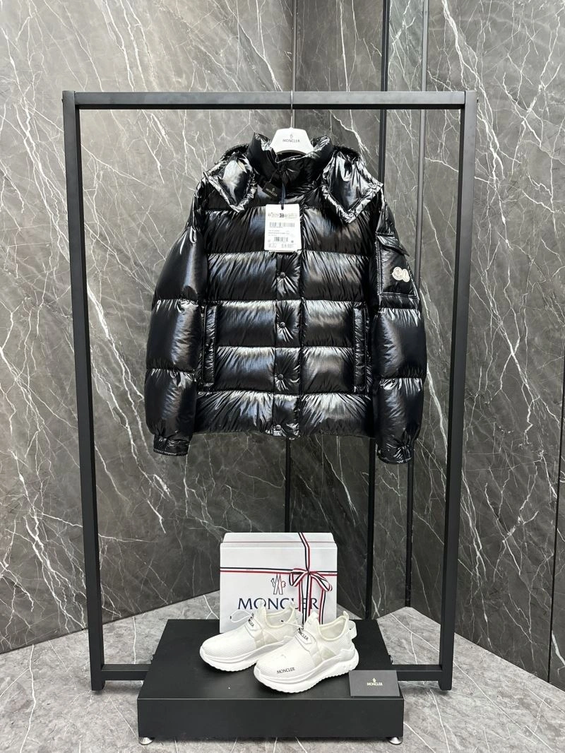 TravelReady Moncler Down Jackets 144063