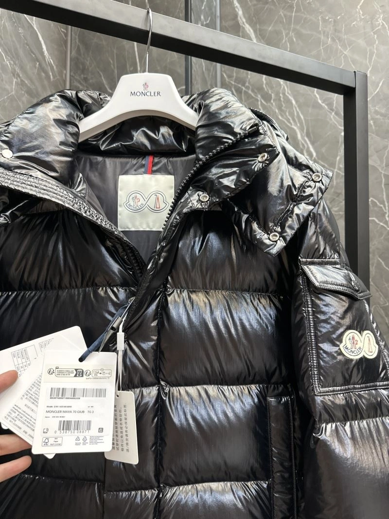 TravelReady Moncler Down Jackets 144063