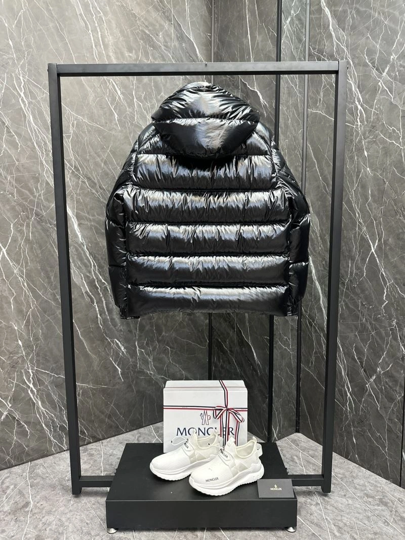 TravelReady Moncler Down Jackets 144063