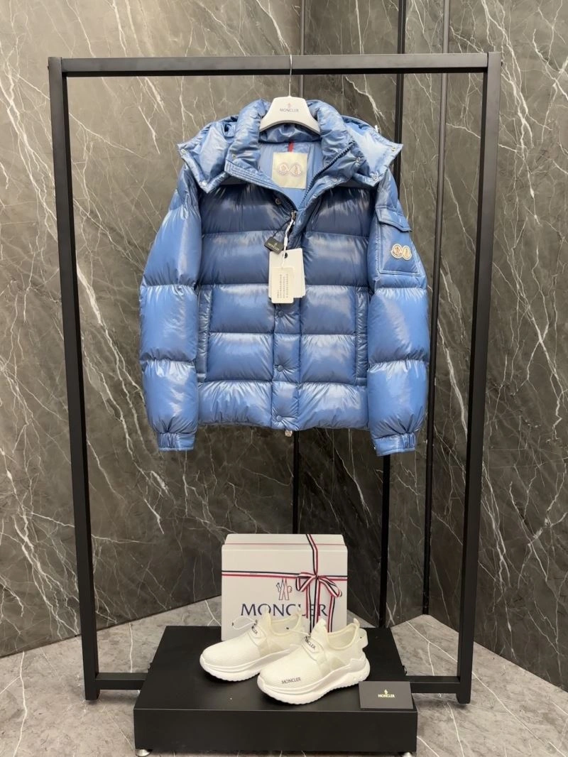 Elegant Moncler Down Jackets 144059