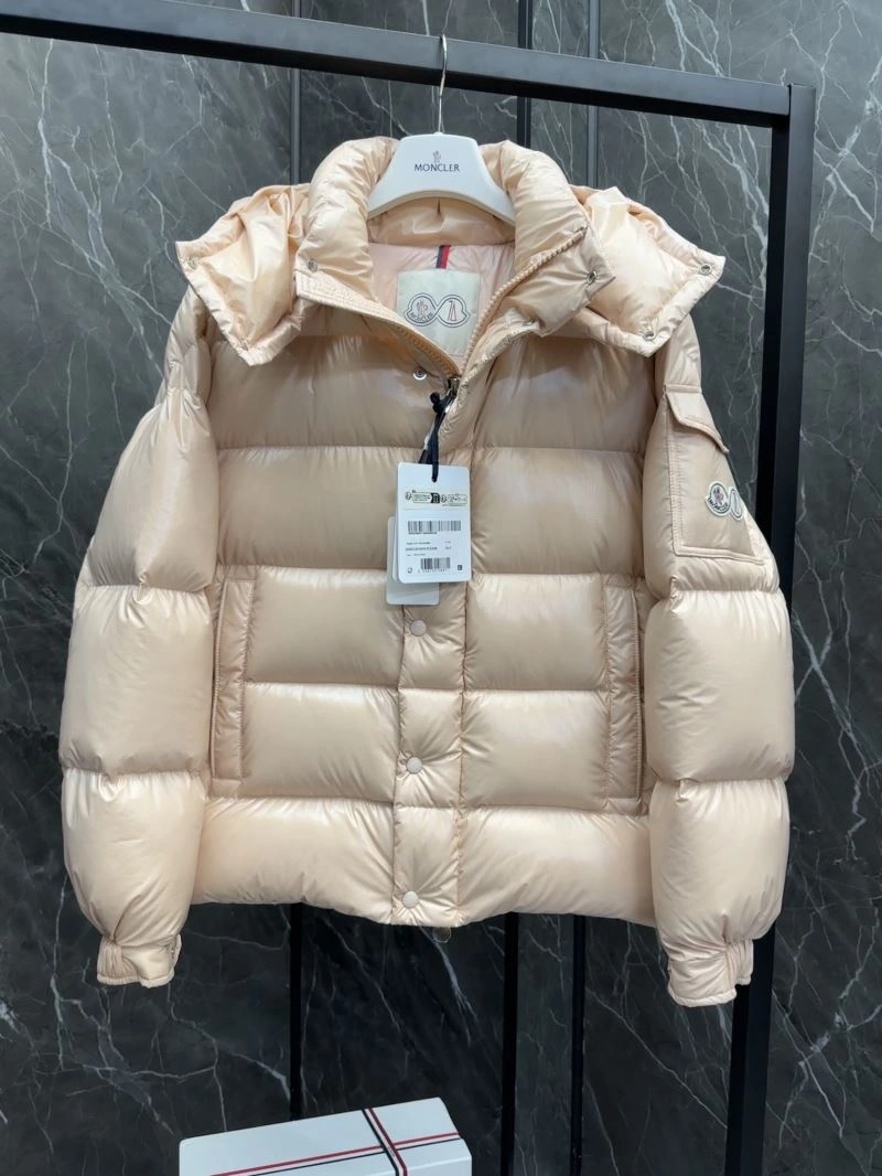 TimelessDesign Moncler Down Jackets 144062