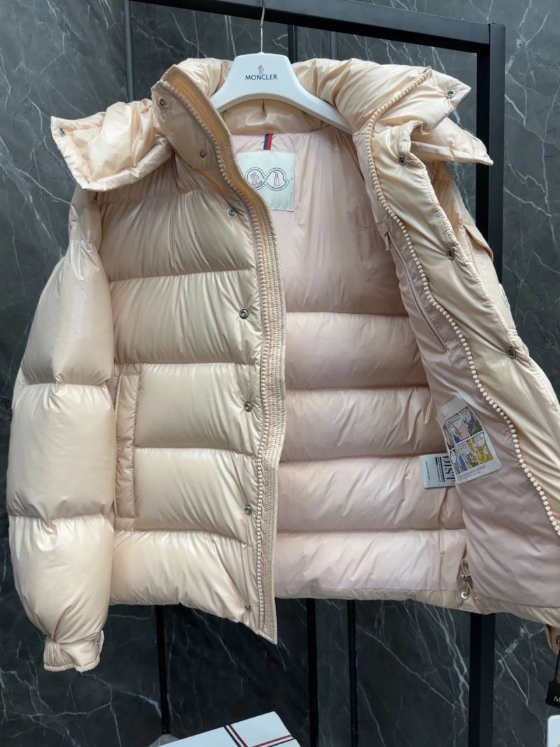 TimelessDesign Moncler Down Jackets 144062