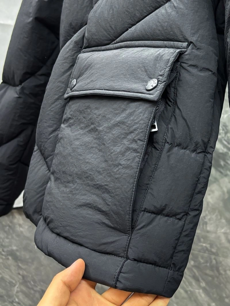 Moncler Down Jackets Chic 144065