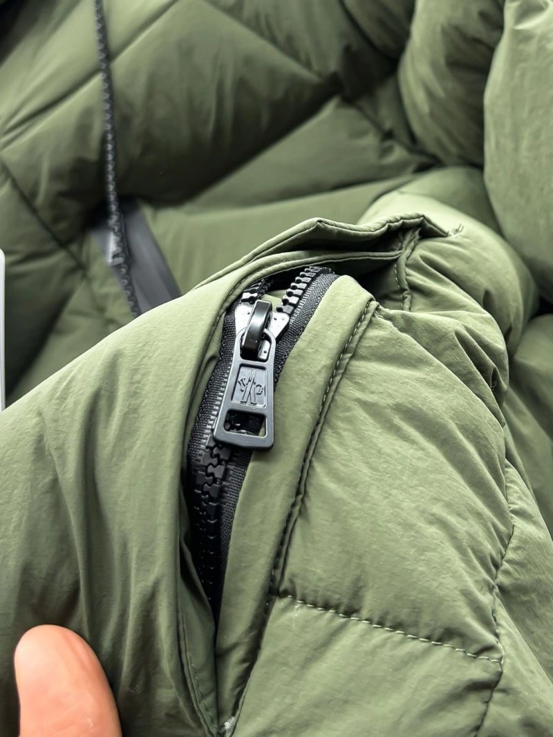 TravelReady Moncler Down Jackets 144053