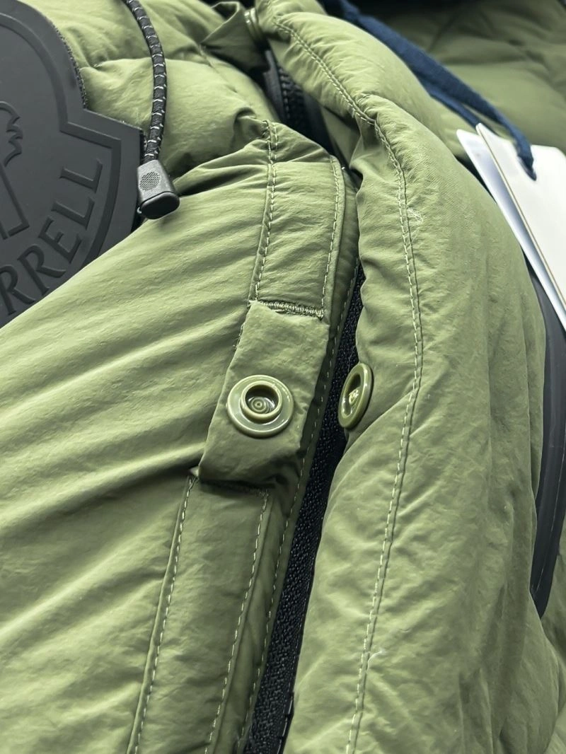 TravelReady Moncler Down Jackets 144053