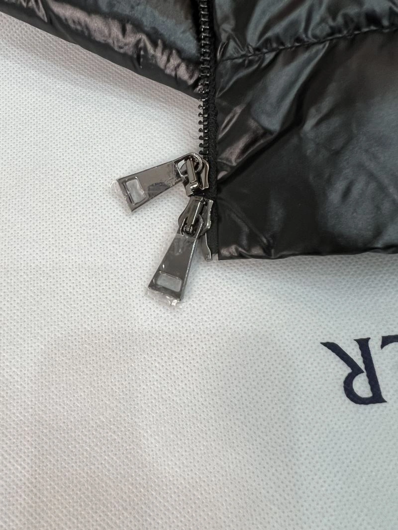 Original Moncler Down Jackets 144069