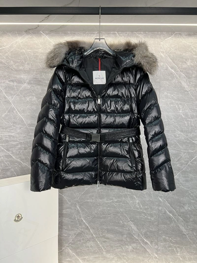 Moncler Down Jackets Versatile 144054