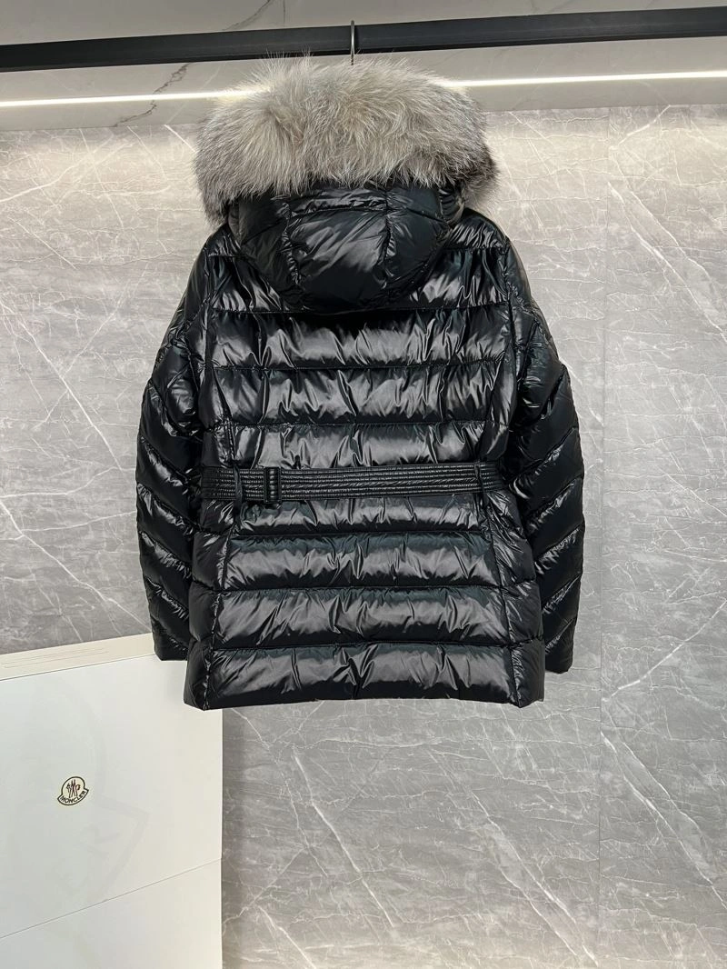 Moncler Down Jackets Versatile 144054