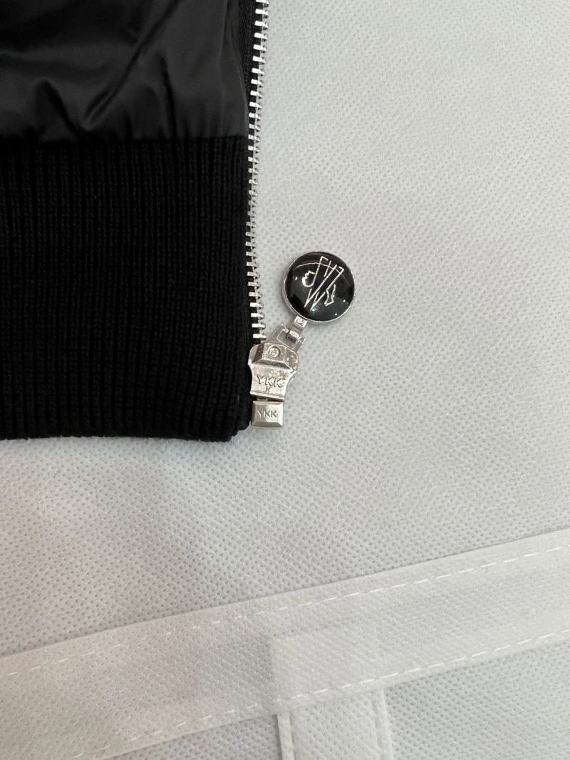 MultiPurpose Moncler Down Jackets 144055