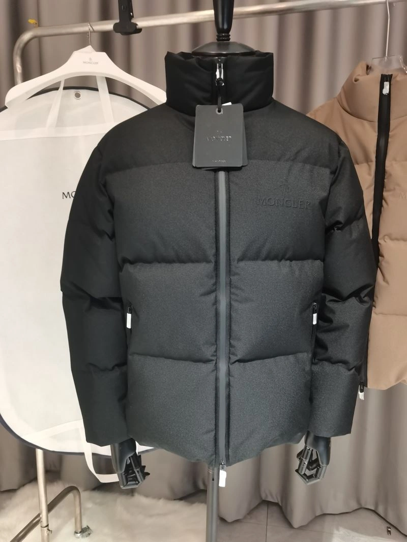Moncler Down Jackets Durable 144064