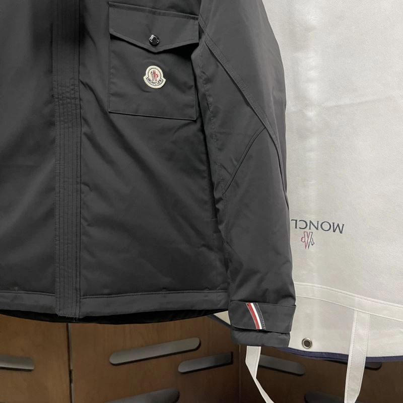 Original Moncler Down Jackets 144052