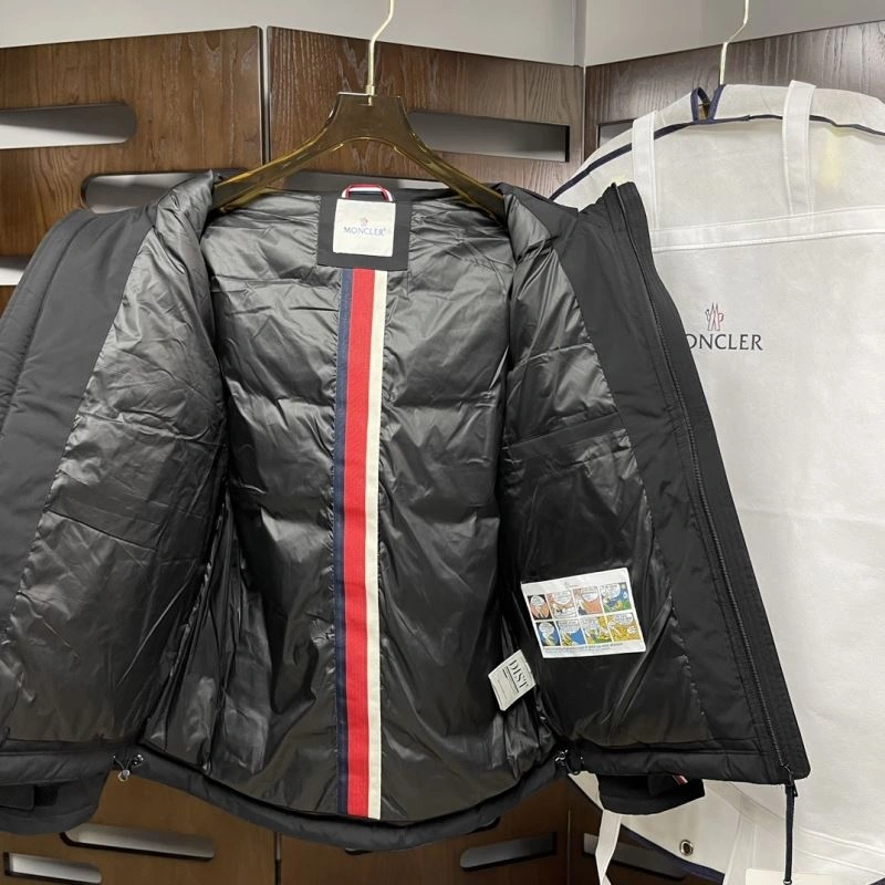 Original Moncler Down Jackets 144052
