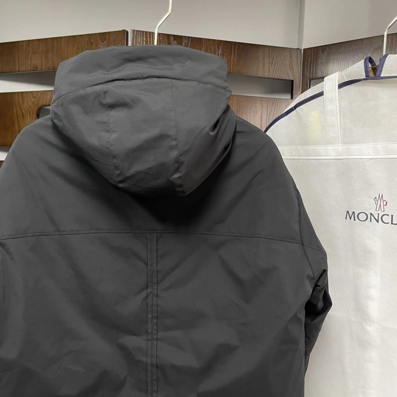 Original Moncler Down Jackets 144052
