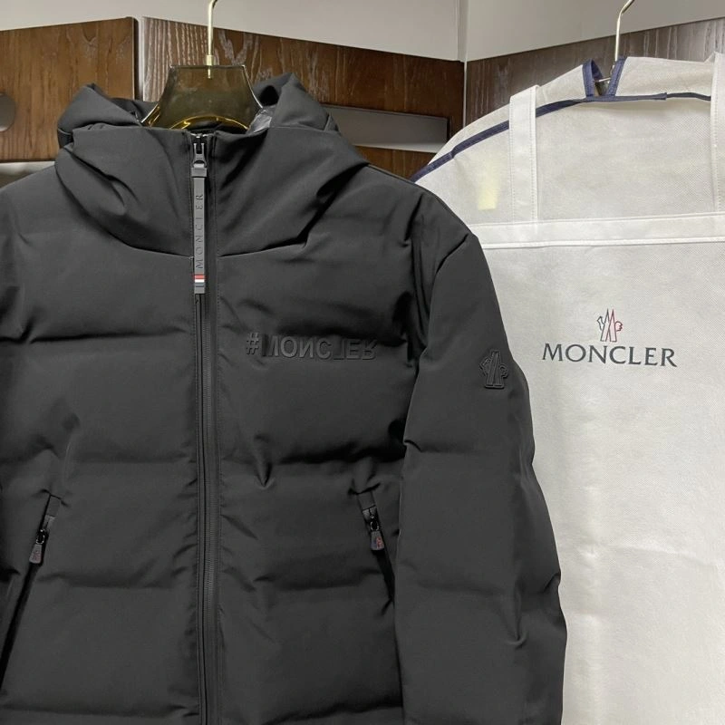 Chic Moncler Down Jackets 144047