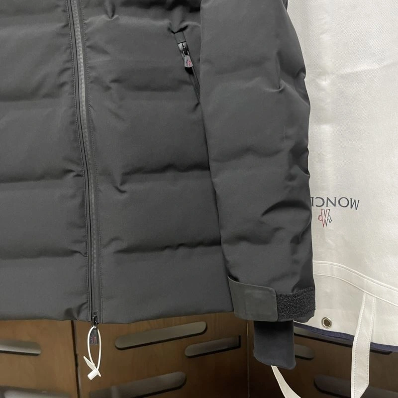 Chic Moncler Down Jackets 144047