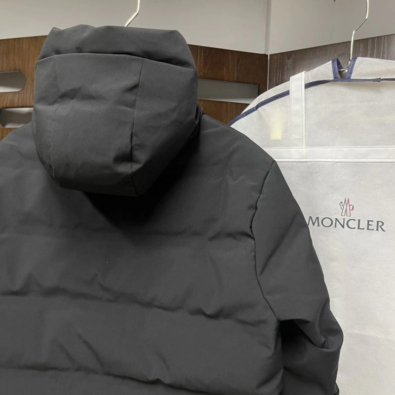 Chic Moncler Down Jackets 144047