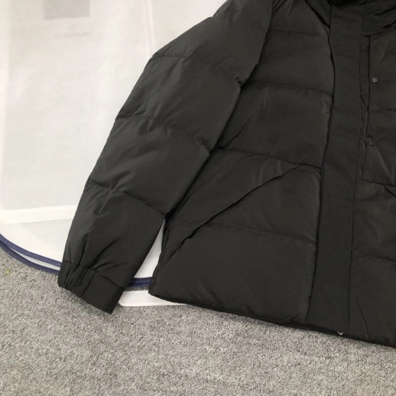 Moncler Down Jackets Contemporary 144039