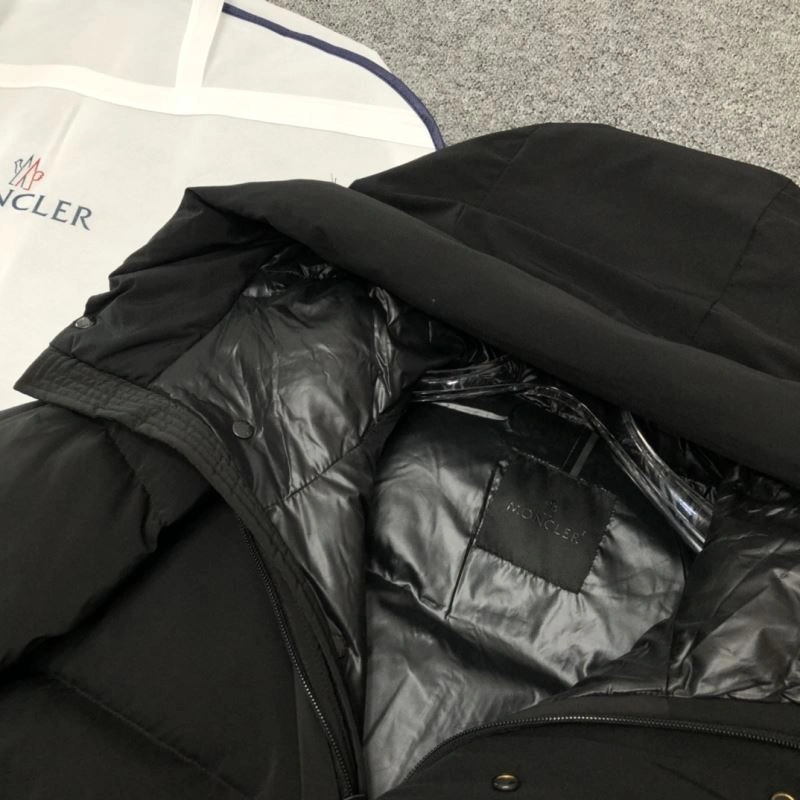 Moncler Down Jackets Contemporary 144039