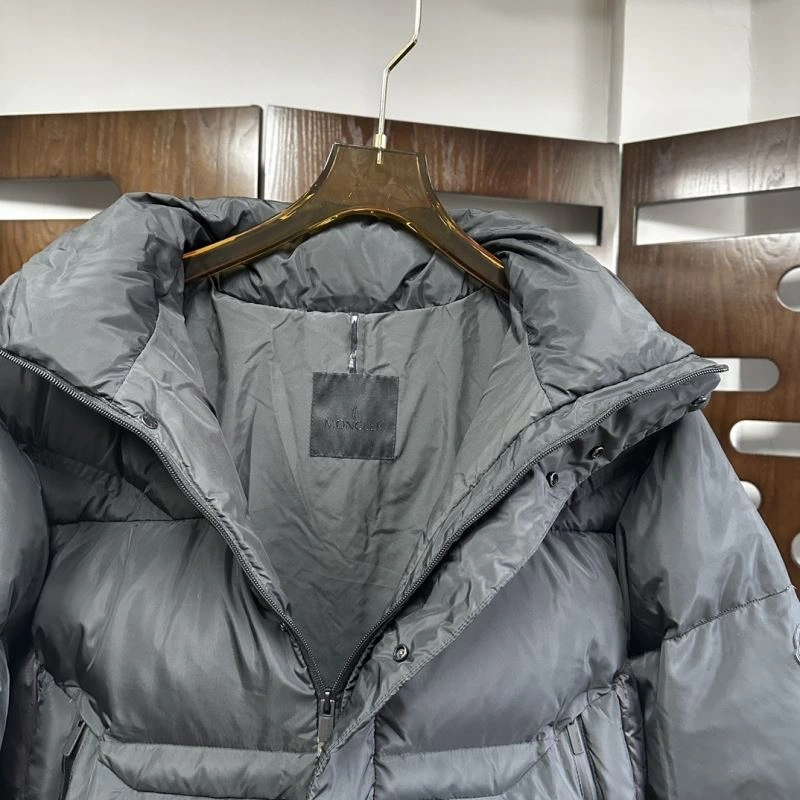 Moncler Down Jackets Cozy 144038
