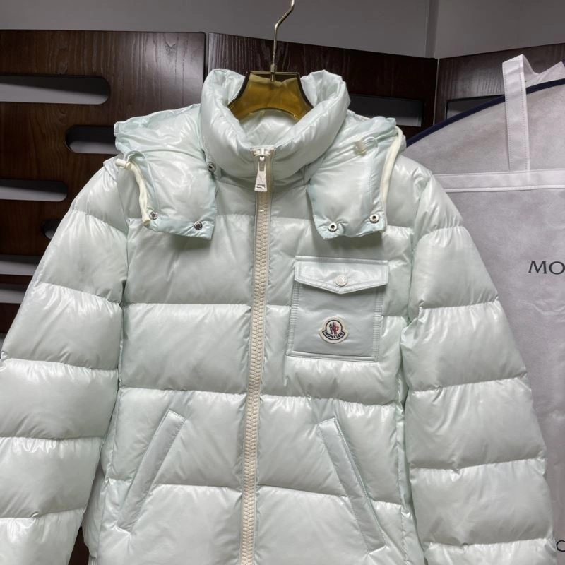 Moncler Down Jackets Sporty 144037