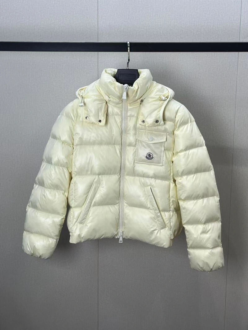 Moncler Down Jackets Efficient 144035