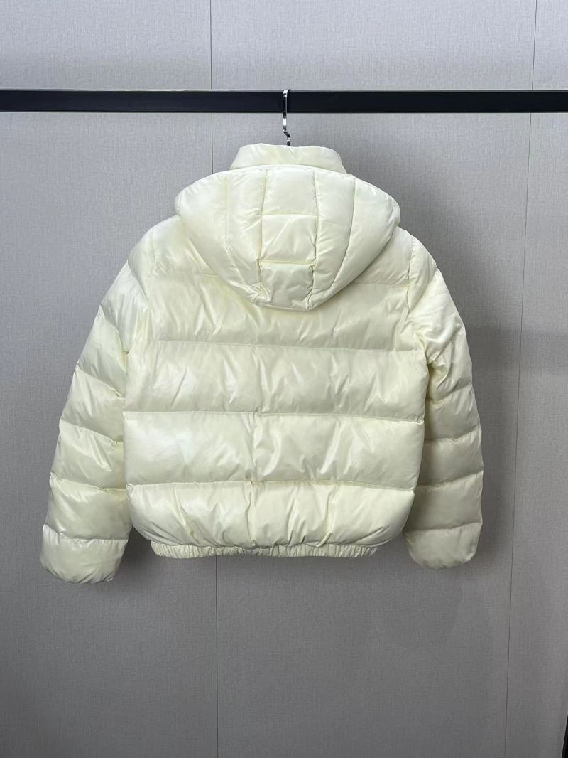 Moncler Down Jackets Efficient 144035