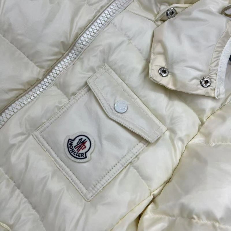 Moncler Down Jackets Efficient 144035