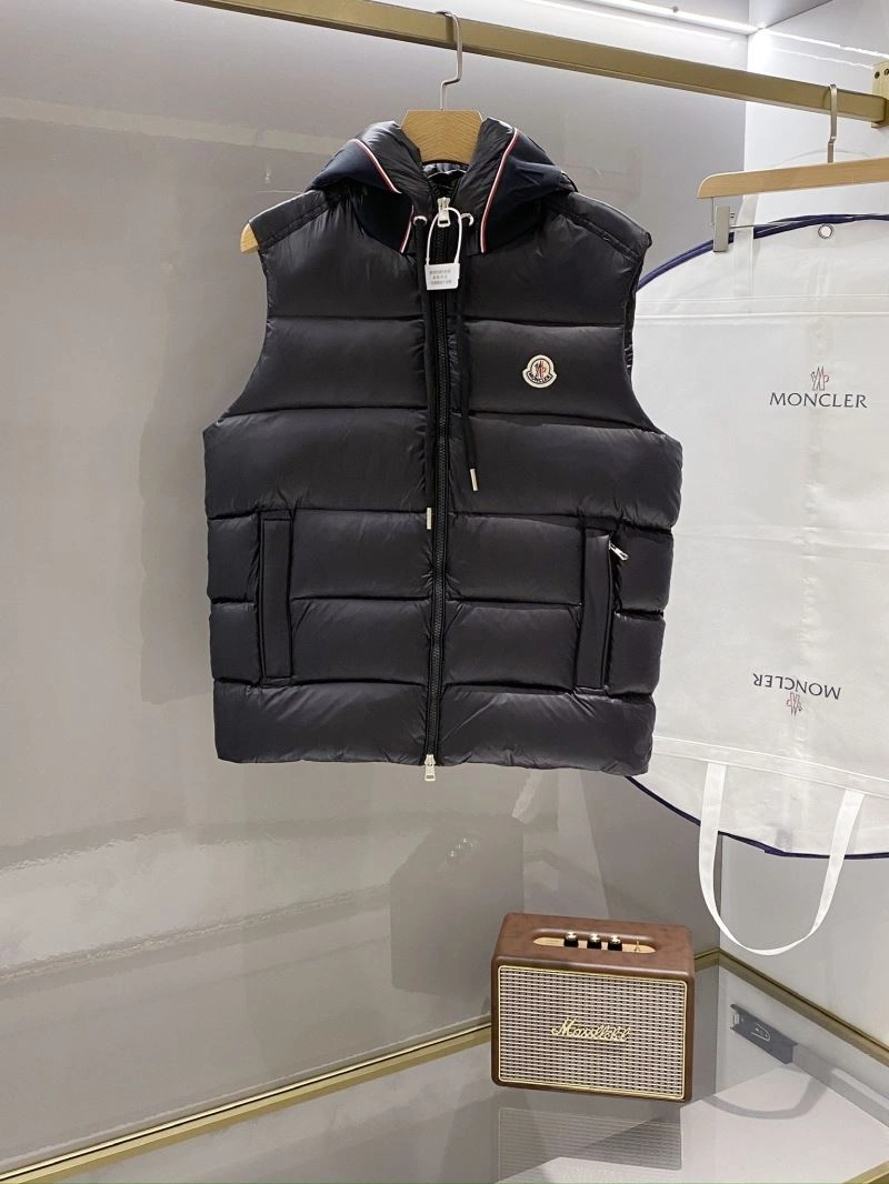 Refined Moncler Down Jackets 144024