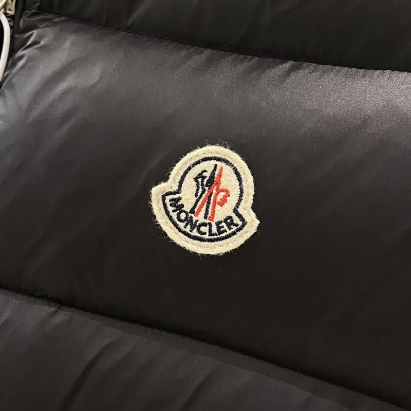 Refined Moncler Down Jackets 144024