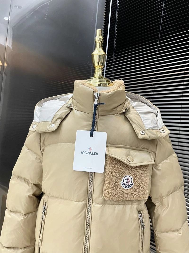 Moncler Down Jackets Durable 144018