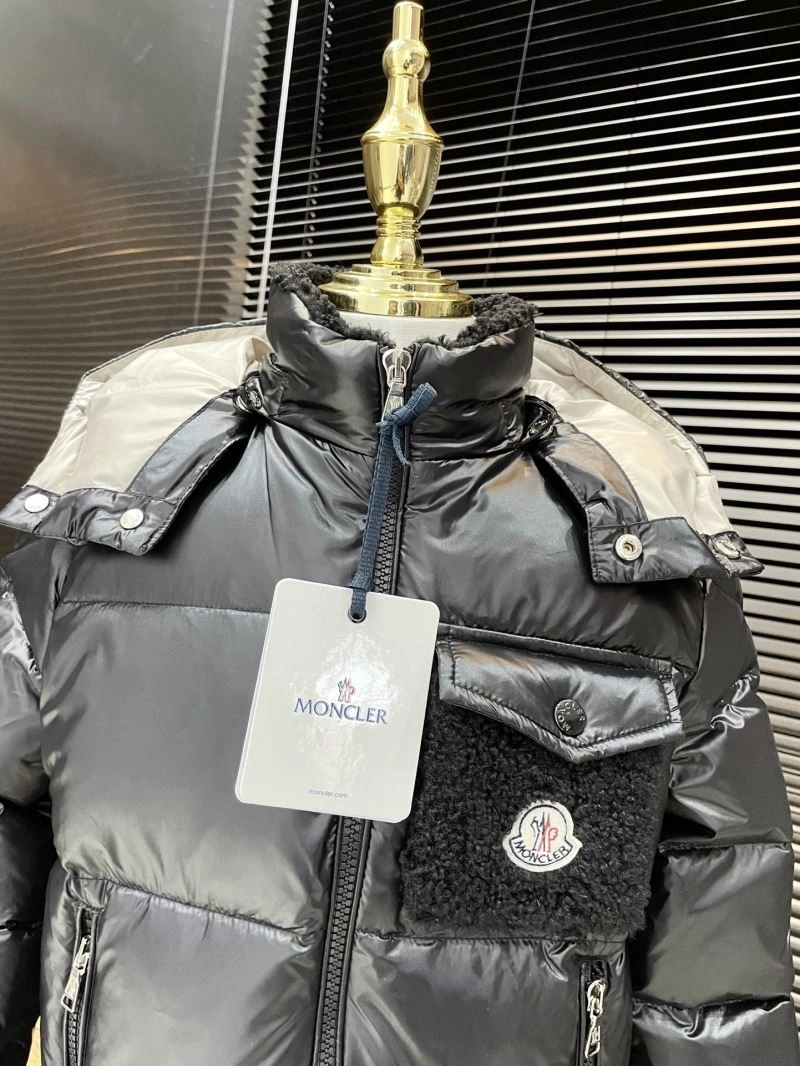 Moncler Down Jackets SmoothTexture 144021