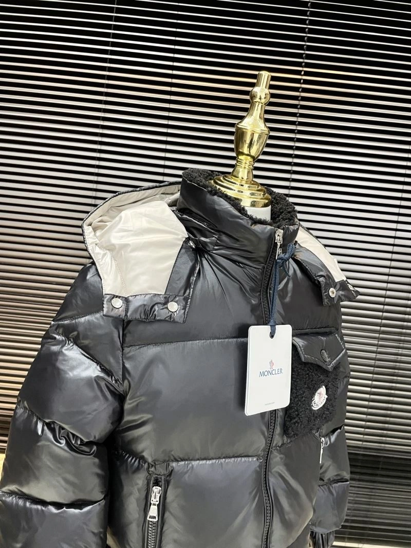 Moncler Down Jackets SmoothTexture 144021