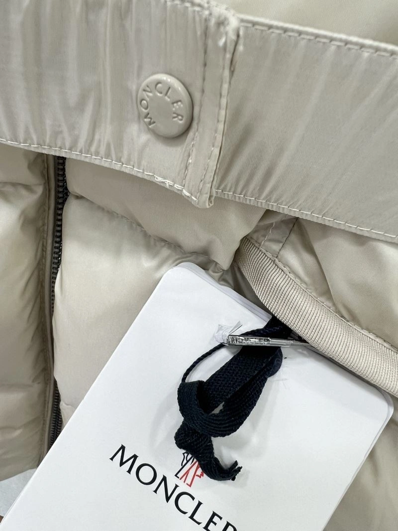 WellDesigned Moncler Down Jackets 144017